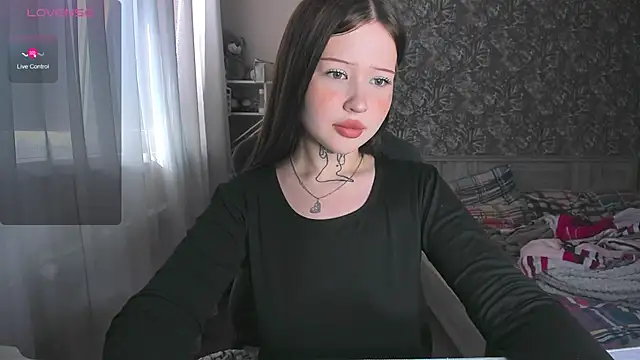 Snapshot of kate8ketee8 chatting on 4, 10, 2025 kate8ketee8 online show from 4, 10, 2025