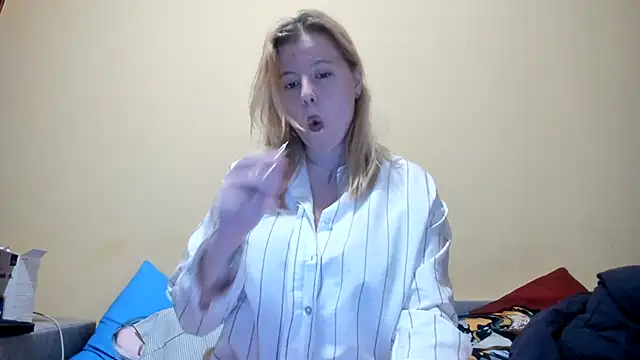 Snapshot of LillyDepp chatting on 21, 11, 2025 LillyDepp online show from 21, 11, 2025