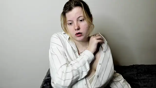 Snapshot of LillyDepp chatting on 11, 1, 2026 LillyDepp online show from 11, 1, 2026