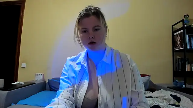 Snapshot of LillyDepp chatting on 5, 2, 2026 LillyDepp online show from 5, 2, 2026