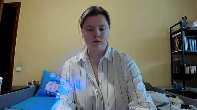 Snapshot of LillyDepp chatting on 6, 2, 2026 LillyDepp online show from 6, 2, 2026