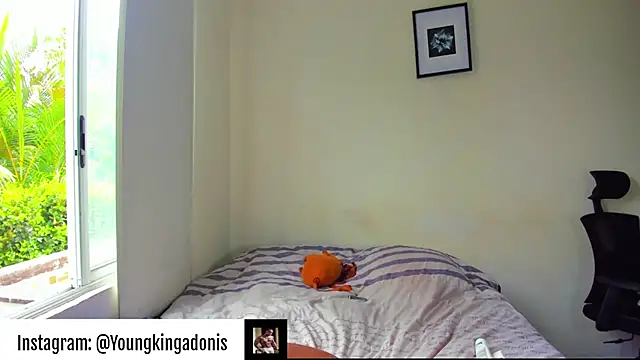 AdonisKnight online show from 24, 9, 2025