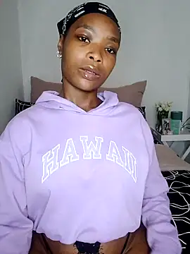 NunuBerry16 online show from 1, 10, 2025