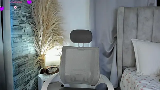 Snapshot of AmberGray_ chatting on 6, 6, 2026 AmberGray online show from 6, 6, 2026