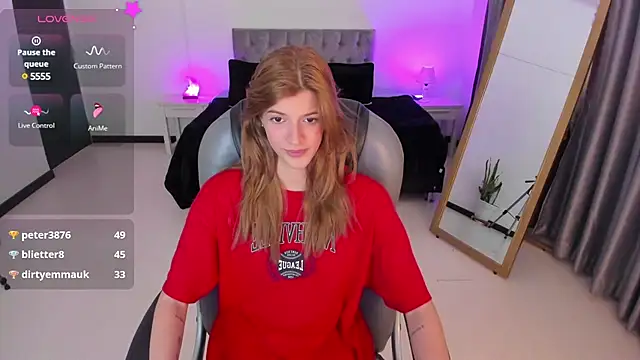 Snapshot of Nora_Vennucci chatting on 16, 3, 2025 Nora Vennucci online show from 16, 3, 2025