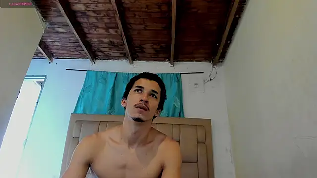 stepcouple XXX online show from 26, 5, 2026