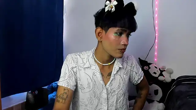 Snapshot of andrew_uwu_ chatting on 7, 10, 2025 andrew uwu online show from 7, 10, 2025