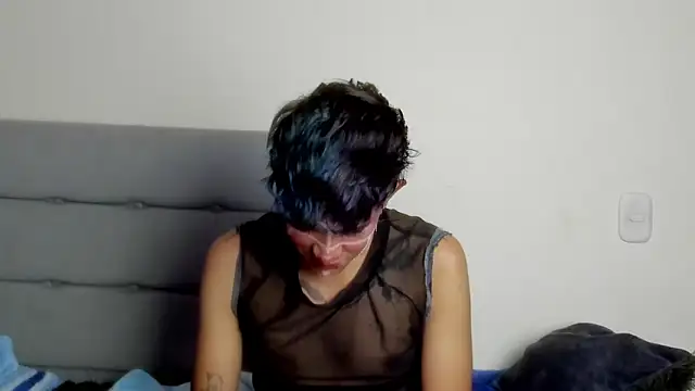 Snapshot of andrew_uwu_ chatting on 5, 1, 2026 andrew uwu online show from 5, 1, 2026