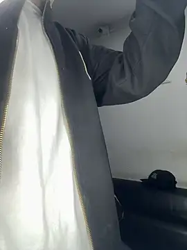 Daddyrich 632 online show from 11, 2, 2026