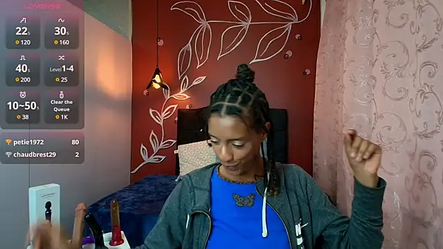 Zia Green online show from 10, 2, 2025