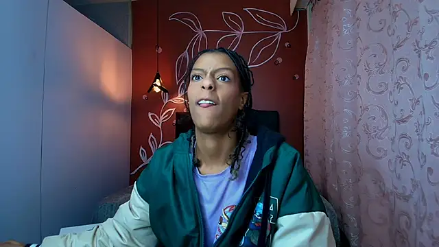 Zia Green online show from 11, 2, 2025