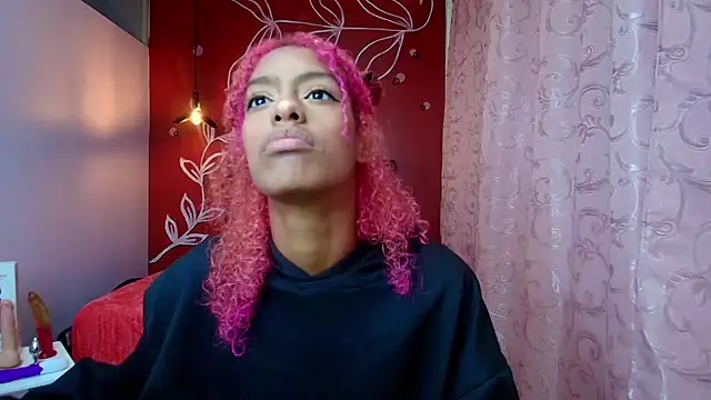 Zia Green online show from 20, 3, 2025