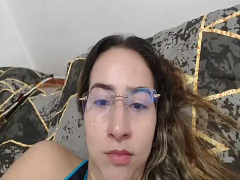 Snapshot of odette_brigh chatting on 2, 10, 2025 odette brigh online show from 2, 10, 2025
