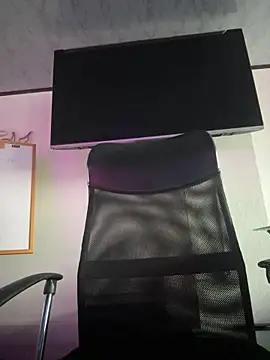 Amy Kiitty  online show from 26, 5, 2026
