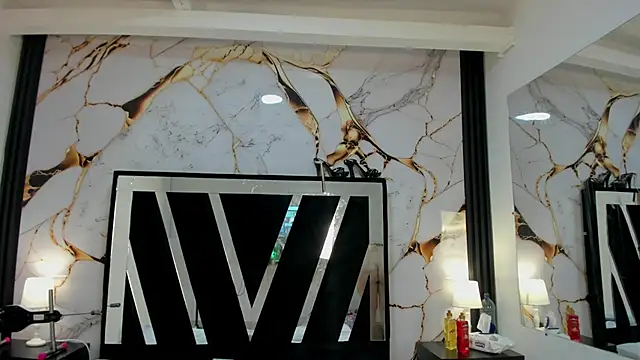 KarinaSimonz online show from 8, 9, 2025