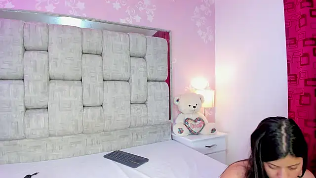 KarinaSimonz online show from 11, 3, 2026