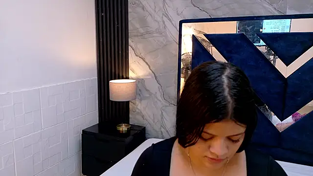 KarinaSimonz online show from 12, 6, 2026