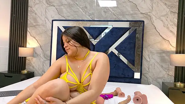 Snapshot of KarinaSimonz chatting on 24, 6, 2026 KarinaSimonz online show from 24, 6, 2026