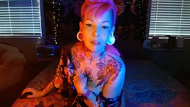 GoldieBakeman online show from 20, 2, 2025