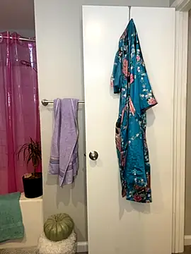 GoldieBakeman online show from 18, 9, 2025