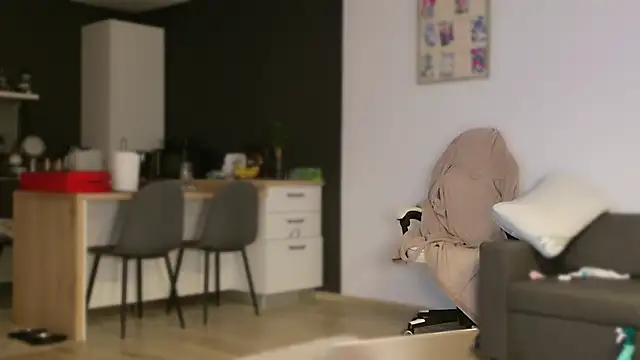 Lorennameliyy online show from 26, 9, 2025