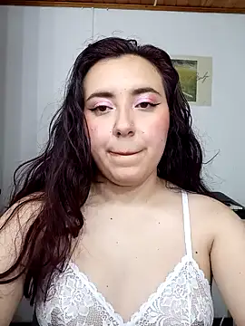 Snapshot of Emi_chik chatting on 26, 1, 2025 Emi chik online show from 26, 1, 2025