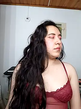 Snapshot of Emi_chik chatting on 5, 12, 2025 Emi chik online show from 5, 12, 2025