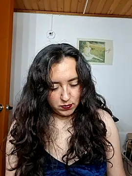 Emi chik online show from 15, 7, 2026