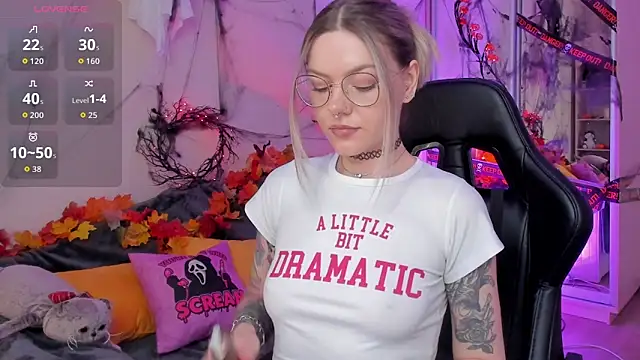 Marta May  online show from 2, 11, 2025