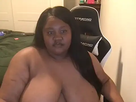 explosivekitty69 online show from 4, 11, 2025