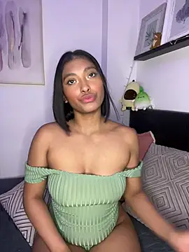 Isabella fasilier online show from 13, 2, 2025