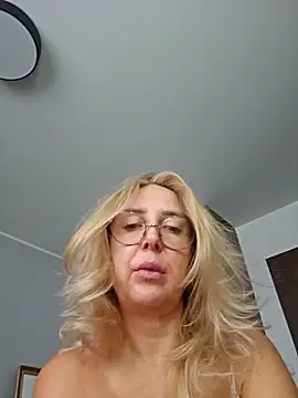 MariaRichi  online show from 10, 1, 2026