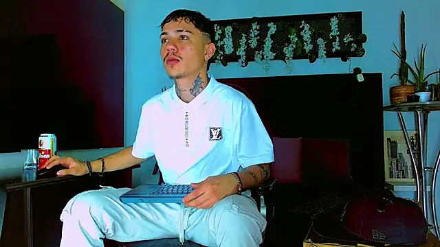 HannibalLester online show from 7, 4, 2026