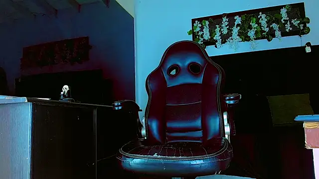 HannibalLester online show from 24, 4, 2026