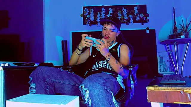 HannibalLester online show from 25, 4, 2026