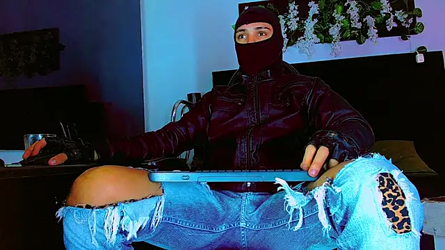 HannibalLester online show from 26, 4, 2026