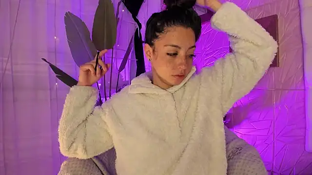 sadashi moon  online show from 16, 2, 2025