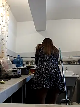 ARIANA SAENS online show from 19, 2, 2025