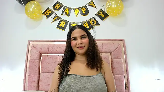 zoee lovv online show from 21, 12, 2024