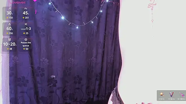 Carlasxdreams online show from 5, 3, 2025