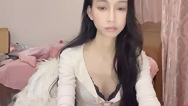 Lili-2 online show from 9, 3, 2025