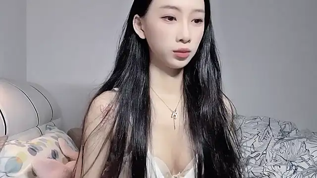 Snapshot of Lili-2 chatting on 8, 6, 2026 Lili-2 online show from 8, 6, 2026