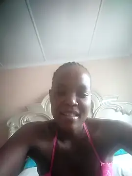 Snapshot of Feathergal69_ chatting on 7, 1, 2025 Feathergal69 online show from 7, 1, 2025