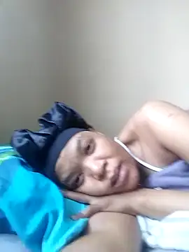 Snapshot of Feathergal69_ chatting on 18, 9, 2025 Feathergal69 online show from 18, 9, 2025