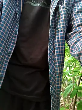 Snapshot of Piyush_2024 chatting on 11, 9, 2025 Piyush 2024 online show from 11, 9, 2025