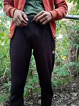 Snapshot of Piyush_2024 chatting on 20, 12, 2025 Piyush 2024 online show from 20, 12, 2025