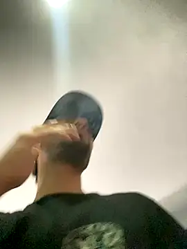 Jestebanano online show from 25, 9, 2025