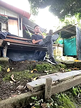 Jestebanano online show from 1, 10, 2025