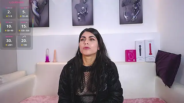 Melodi Roux online show from 19, 11, 2025