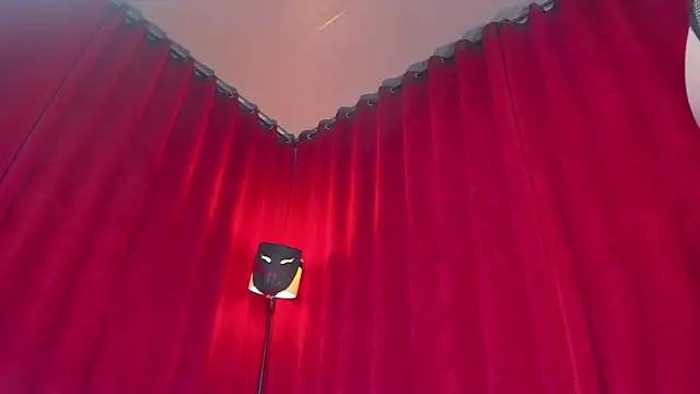 HakuRukushka online show from 6, 1, 2025